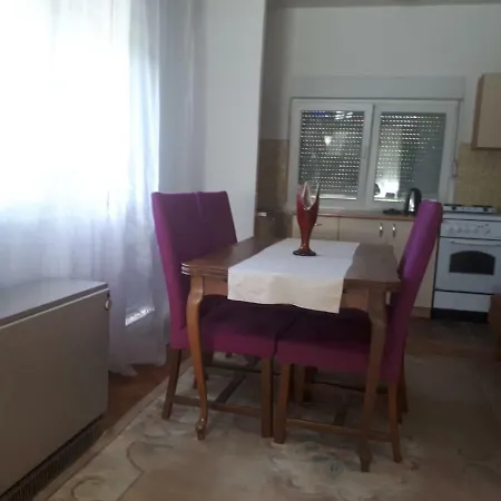 Apartament Sunny House *